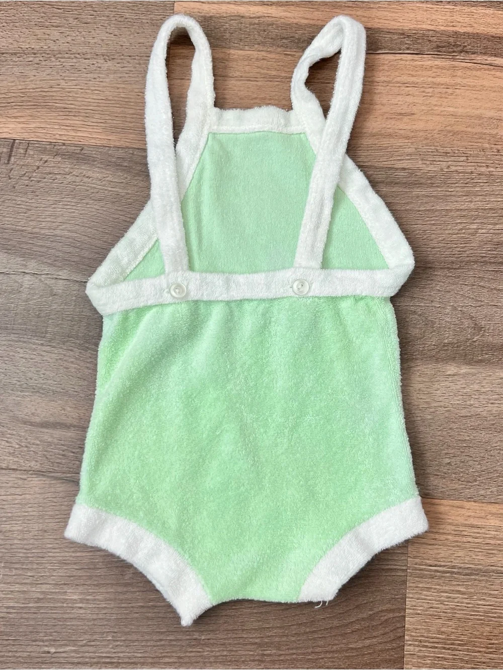 Vintage infant green